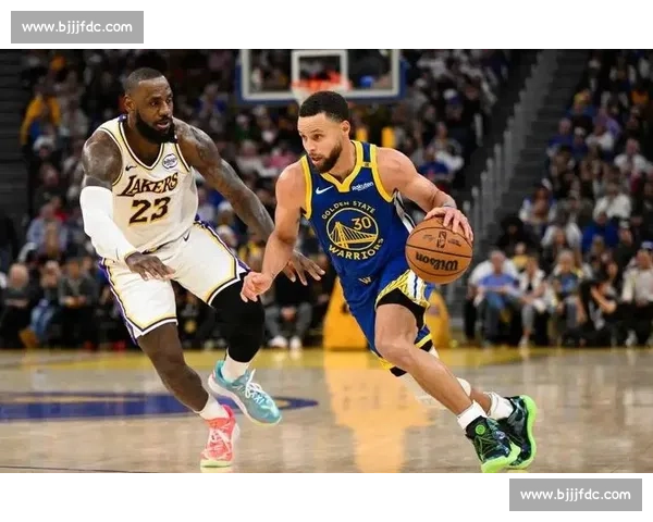 NBA 梦碎!6 张照片揭露普通人与球星的鸿沟 NBA 梦碎!6 张照片揭露普通人与球星的鸿沟