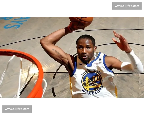 勇士施压库明加!中断签换谈判后,双向博弈升级 勇士施压库明加!中断签换谈判后,双向博弈升级