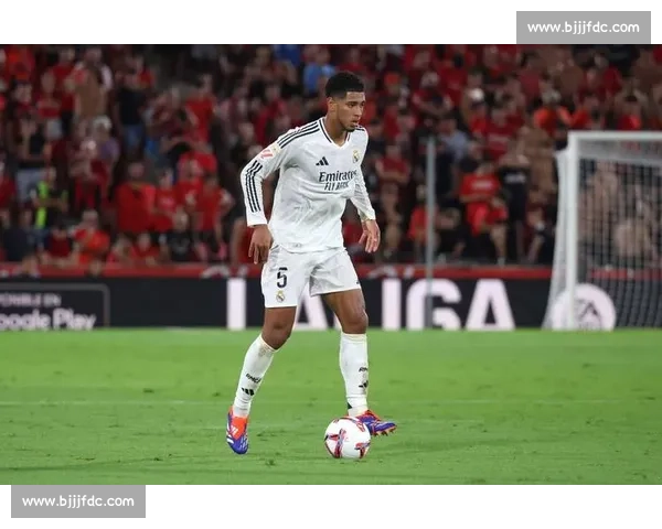 冬窗瞄准多特失意新星：曼联欲租贝林厄姆补中场